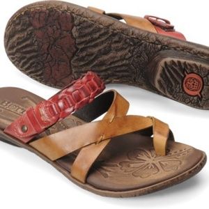 *NIB* Born Makai size 7 sandals in camel/brick